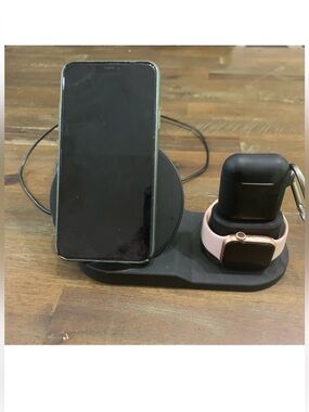 Fast Charge 3 in one charging dock for iPhone, watch and AirPods